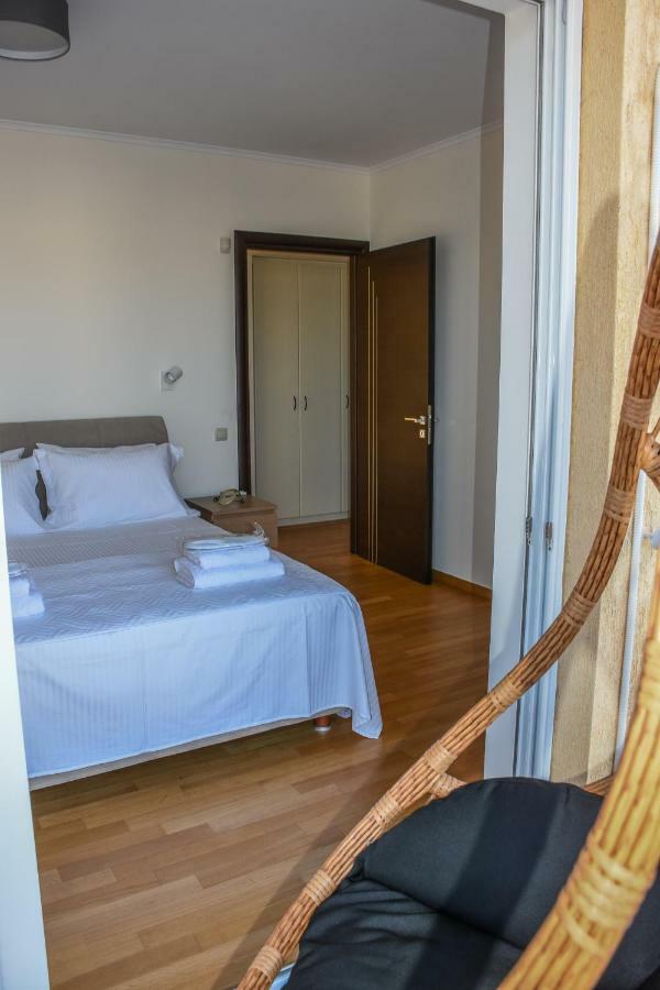 Apartamento Boutique Penthouse Next To Stavros Niarchos Foundation Atenas Exterior foto