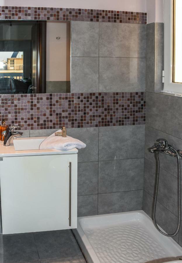Apartamento Boutique Penthouse Next To Stavros Niarchos Foundation Atenas Exterior foto